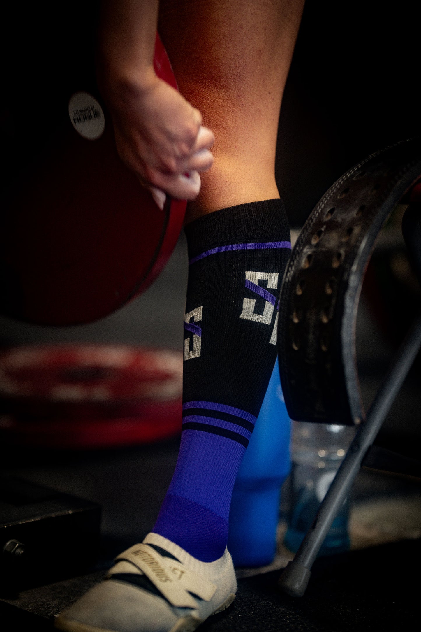 Slack Pull Deadlift Socks: Black/Purple